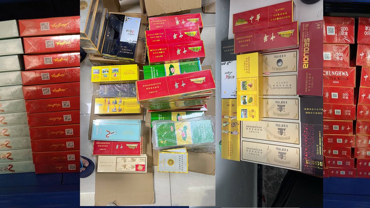 英语《亲胸摸下面激烈免费网站》中文版免费在 - 星辰...高清在线观看